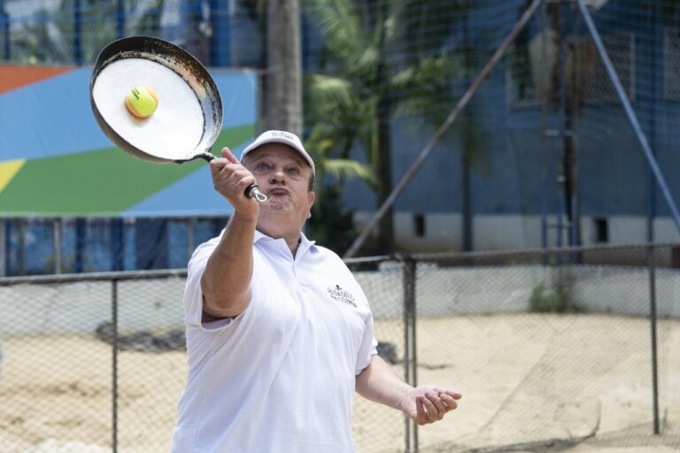 Pesadelo na cozinha desafia Erick Jacquin em beach tennis na zona oeste