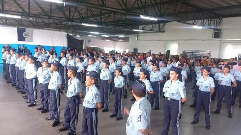 Mp pede proibição de PMs ministrarem aulas em escolas cívico-militares de São Paulo