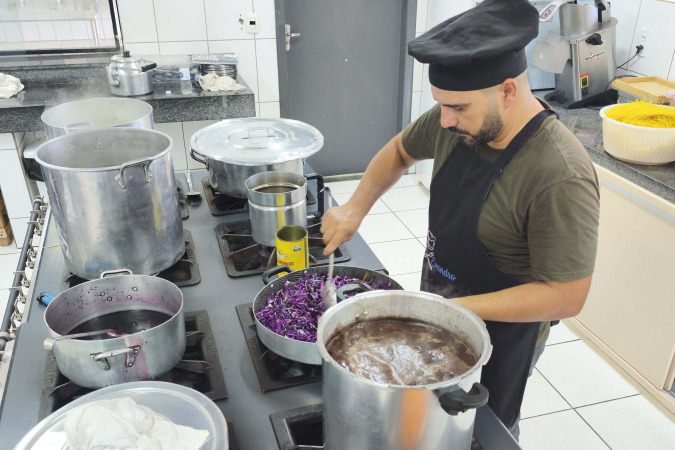 Merendeiro de Francisco Beltrão conquista prêmio nacional com receita escolar saudável