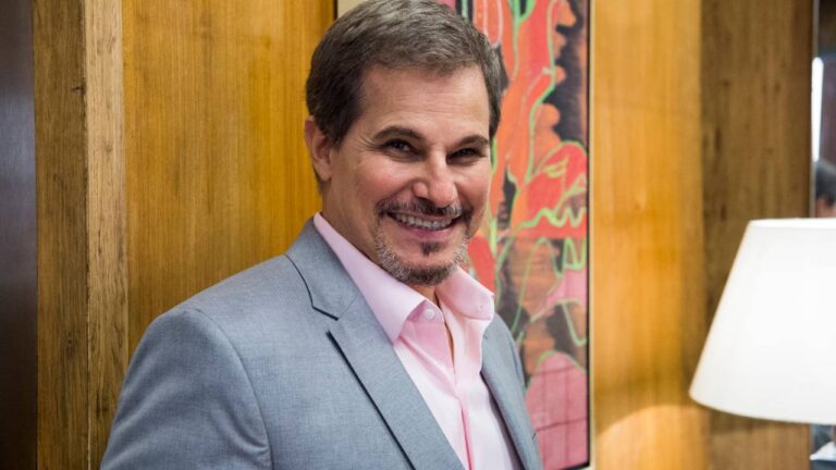 Edson Celulari destaca filme sobre santo surfista Guido Schaffer