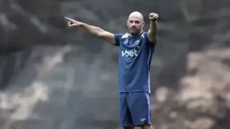 Botafogo busca sequência positiva diante do Coritiba no Brasileirão