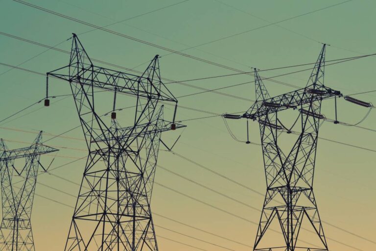 Consumo de energia cresce 3,8% em abril impulsionado por alta residencial