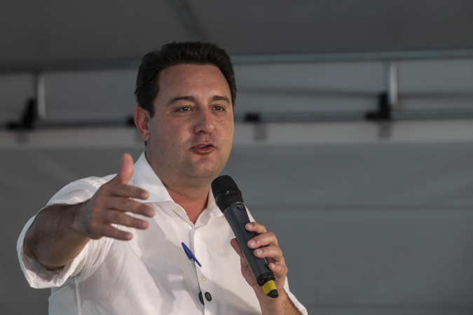 Ratinho Junior anuncia R$ 41 milhões para educação e infraestrutura em São Mateus do Sul