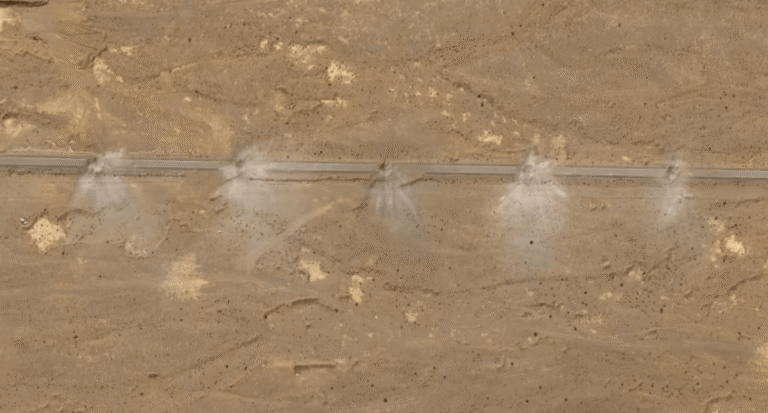 Imagens revelam crateras em estradas na área do resgate militar americano no Irã