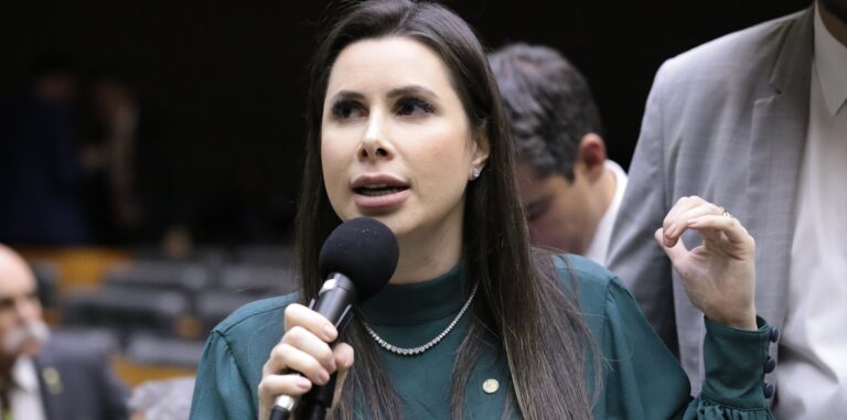 Michelle Bolsonaro reforça apoio a Carol de Toni na disputa ao Senado em Santa Catarina
