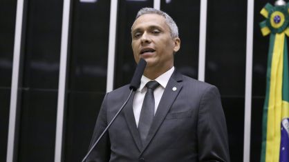 STF torna Gustavo Gayer réu por injúria contra Lula