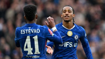 Técnico do Chelsea destaca potencial ilimitado de Estêvão após goleada