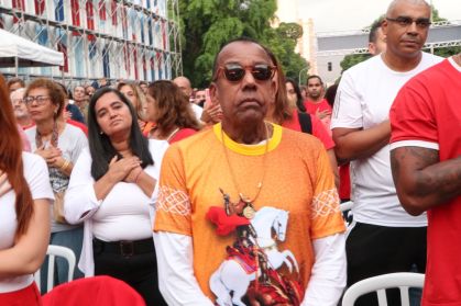 Ogum e sua influência marcante na cultura brasileira contemporânea