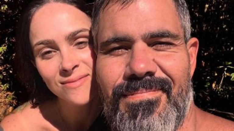 Letícia Cazarré defende curso de Juliano Cazarré para homens enfraquecidos