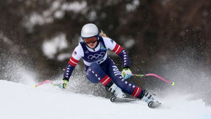 Lindsey Vonn enfrenta lesão grave e mantém treino nos Jogos de Inverno