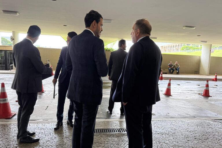 Jorge Messias intensifica articulação no Senado para aprovação no STF