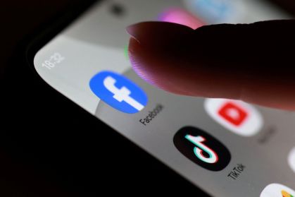 Espanha limita uso de redes sociais para menores de 16 anos