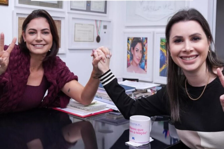 Carol de Toni reforça aliança com Michelle Bolsonaro para pré-candidatura ao Senado em Santa Catarina