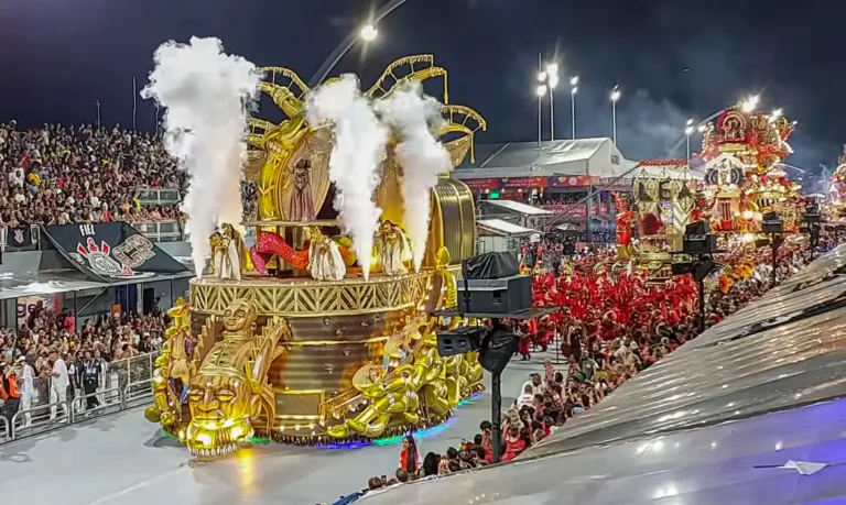 Mocidade Alegre conquista 13º título no Carnaval de São Paulo