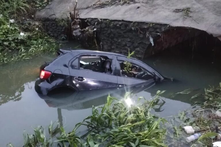 Policial militar morre após colisão com porco na BR-101 em São Gonçalo