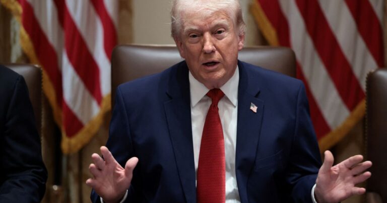 Estados Unidos e Europa mantêm relação de amigos distantes, diz especialista