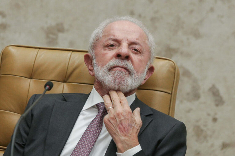 Por que o pt adiou o lançamento da pré-candidatura de lula