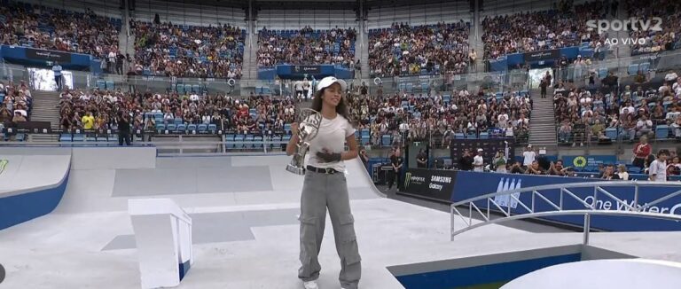 Rayssa Leal vence etapa da SLS Sydney e Giovanni Viana conquista bronze