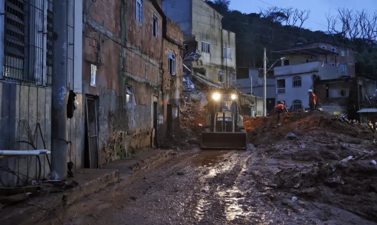 Cidades castigadas pela chuva recebem 1,4 milhão para mantimentos e abrigos