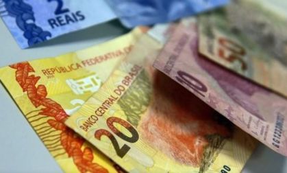 dois em cada três brasileiros enfrentam dívidas financeiras, mostra datafolha