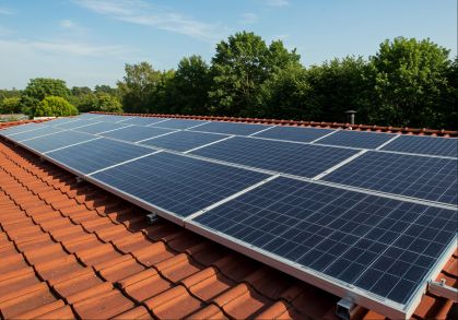 Caminhos sustentáveis para a micro e minigeração distribuída no Brasil