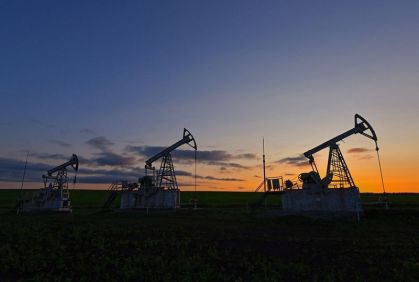 Ucrânia atinge refinaria e porto estratégicos na Rússia com drones