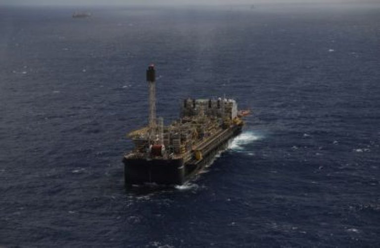 Reservas provadas de petróleo no Brasil crescem 3,84% em 2025