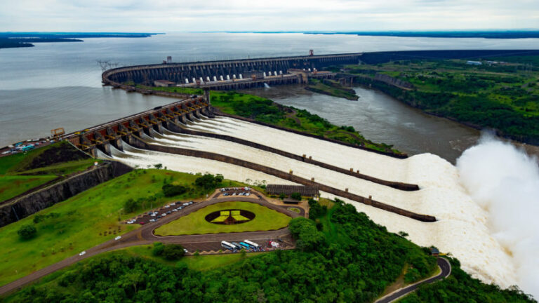 Ccee e Itaipu lançam edital para comercialização de certificados sustentáveis de energia
