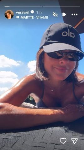 Vera Viel aproveita dia de sol na Fazenda Boa Vista em São Paulo