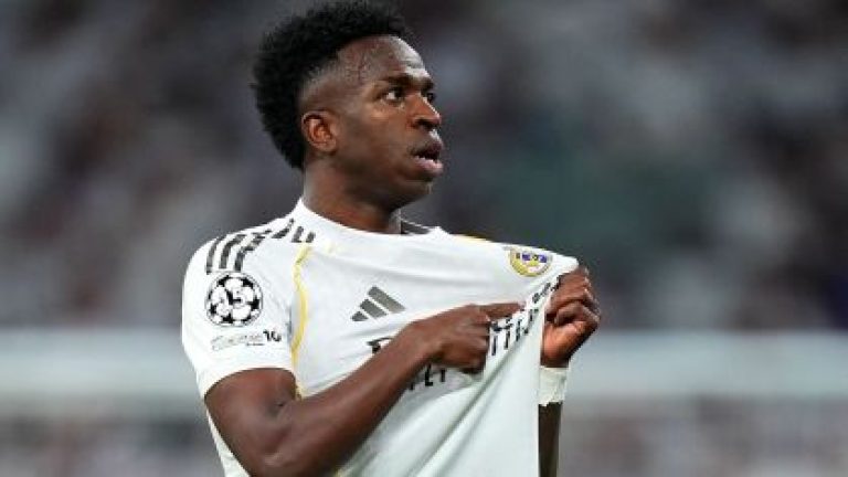 Vini Jr. comenta falta de entrosamento com Xabi Alonso no Real Madrid