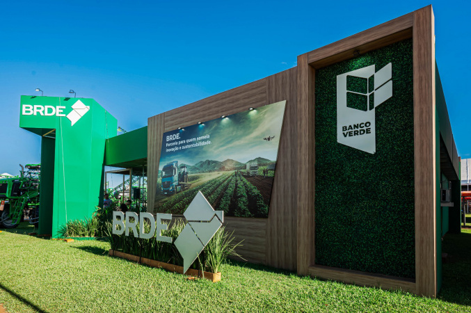 BRDE amplia apoio financeiro a empresas do Oeste do Paraná no Show Rural