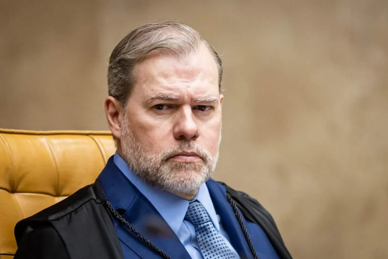 Toffoli esclarece suspensão de processos por cancelamento de voos