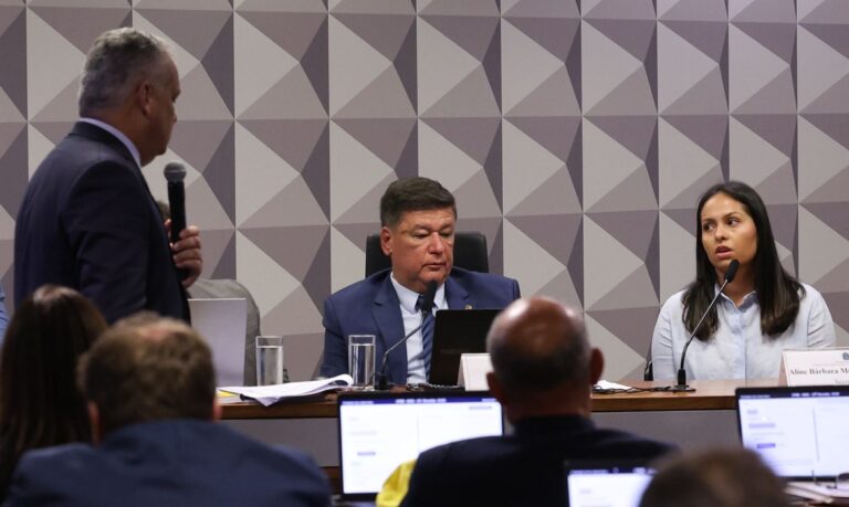 Ex-secretária do Careca do Inss confirma acesso a cofre da empresa