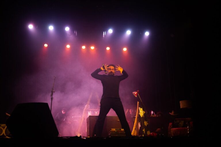 curitiba recebe musical raul seixas nos dias 13 e 14 de março de 2026
