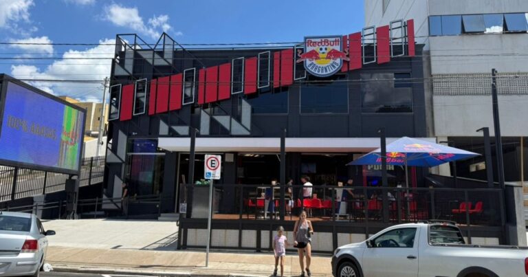 Red Bull Bragantino revoluciona experiência do torcedor com casa temática em Bragança Paulista