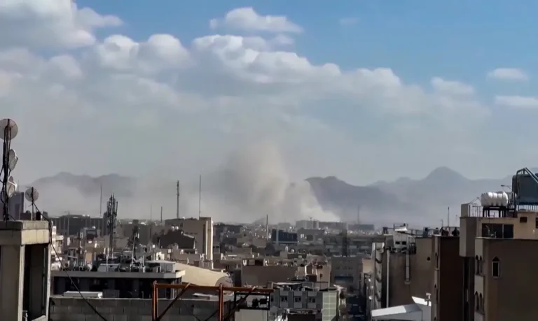 Guerra no Oriente Médio intensifica bombardeios e amplia número de vítimas