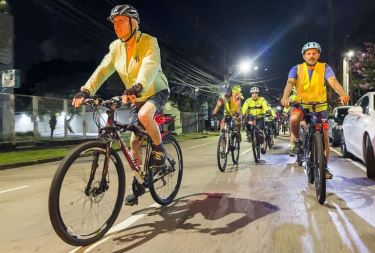 Pedala Curitiba Noturno retoma com novos percursos em março