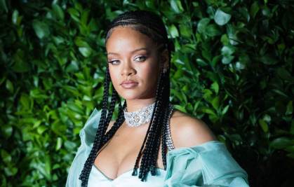 Tiros na casa de Rihanna em Beverly Hills mobilizam polícia local