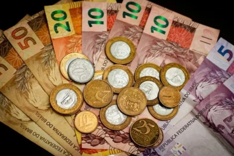 Brasileiros retiram 6,6 bilhões da poupança em fevereiro de 2026