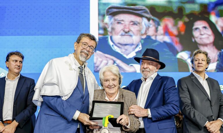 Lula reforça papel estratégico das terras raras do Brasil na América do Sul