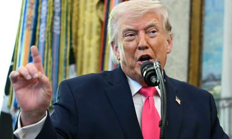 Trump intensifica pressão sobre Cuba após ações em Venezuela e Irã