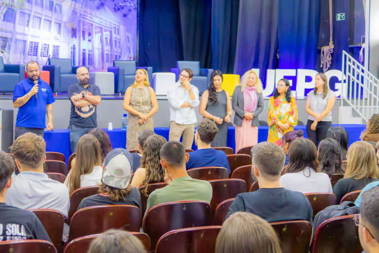 Curso de ciências contábeis na uepg reforça acolhida e suporte a calouros