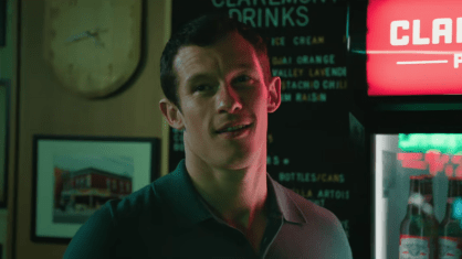 novo romance só por uma noite estreia com callum turner em agosto