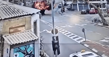 Míssil iraniano atinge área urbana em Tel Aviv em novo episódio do conflito
