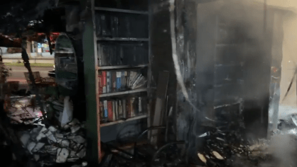 Incêndio destrói biblioteca comunitária Casa dos Saberes em Belo Horizonte