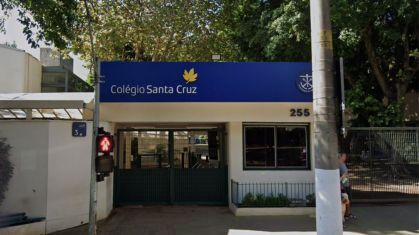 Suspeito de roubo invade escola de elite durante fuga em São Paulo