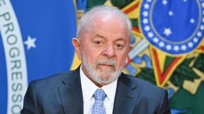 Desaprovação do governo Lula atinge 57% segundo PoderData
