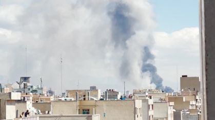 Israel intensifica ataques a instalações nucleares iranianas em meio ao conflito
