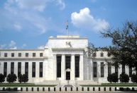Fed mantém juros entre 3,5% e 3,75% com risco da guerra no horizonte