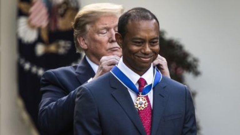Trump comenta dificuldades de Tiger Woods após acidente e detenção